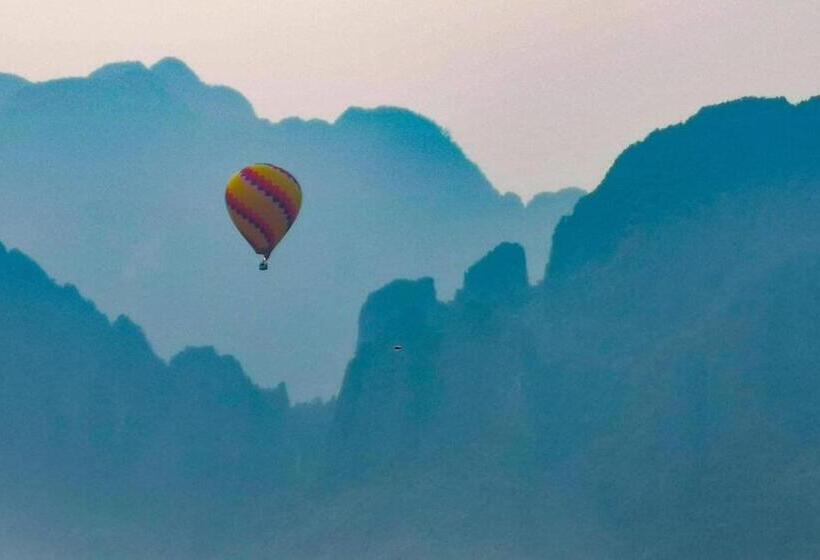 Diamond Resort Vang Vieng