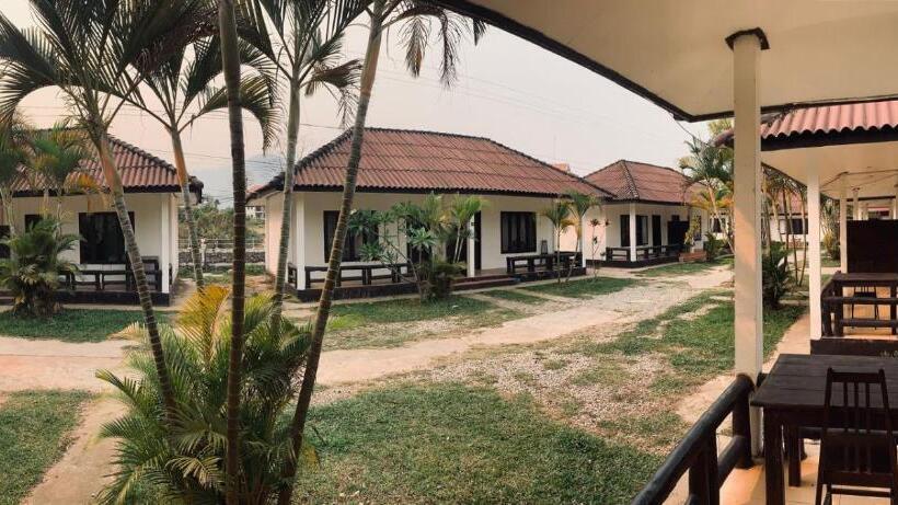 Diamond Resort Vang Vieng