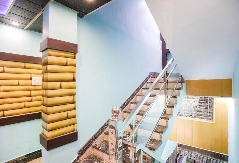 فندق Oyo 63103  Z Inn