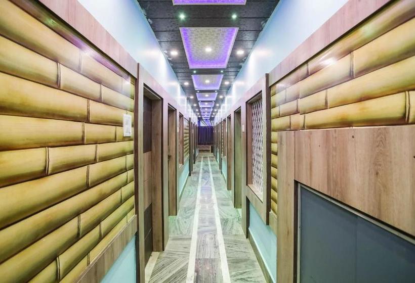 فندق Oyo 63103  Z Inn