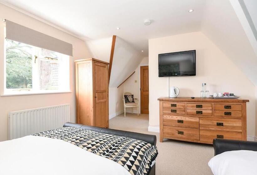 ペンション Tilehouse Lodge