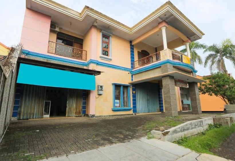 Szálloda Spot On 1797 Narita Family Residence