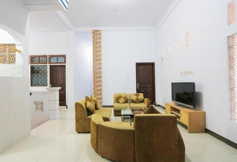 Szálloda Spot On 1797 Narita Family Residence