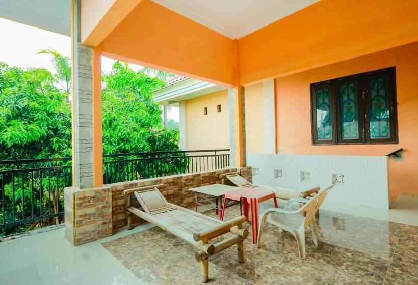 Szálloda Spot On 1797 Narita Family Residence