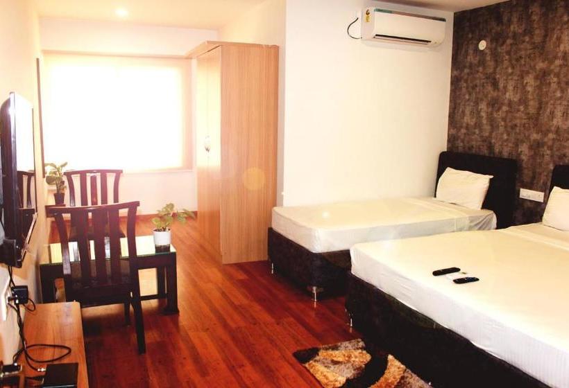 هتل Fab Dhanvitha Suites