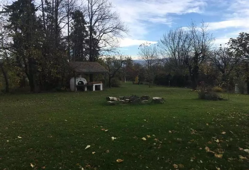 Hotelli Villa Berging