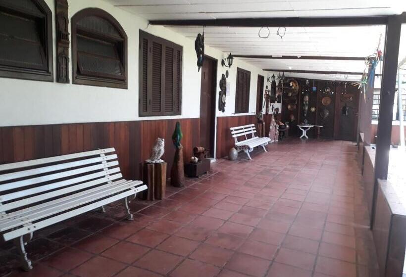 پانسیون Pousada Da Geisa