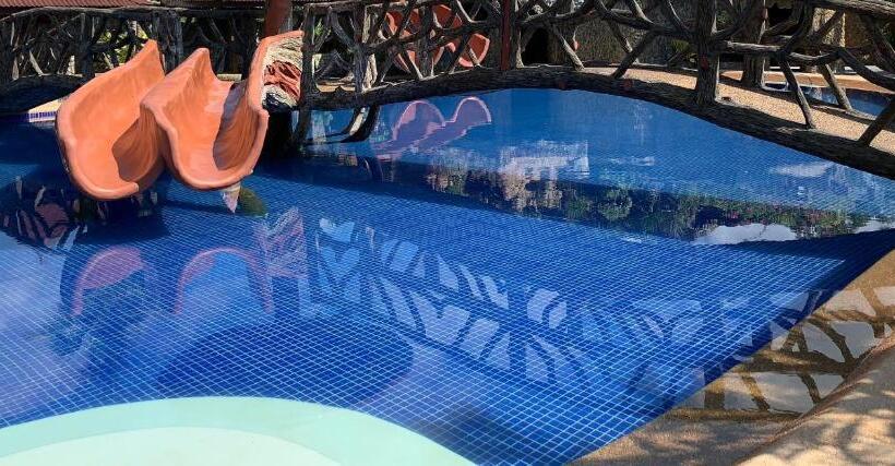 Camotes Ocean Heaven Resort