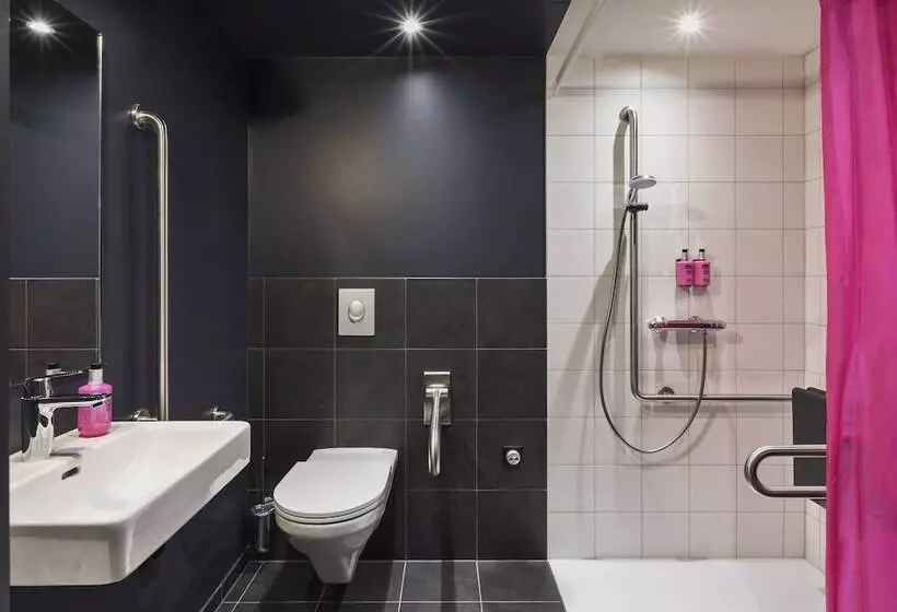 Hotelli Moxy Lausanne City