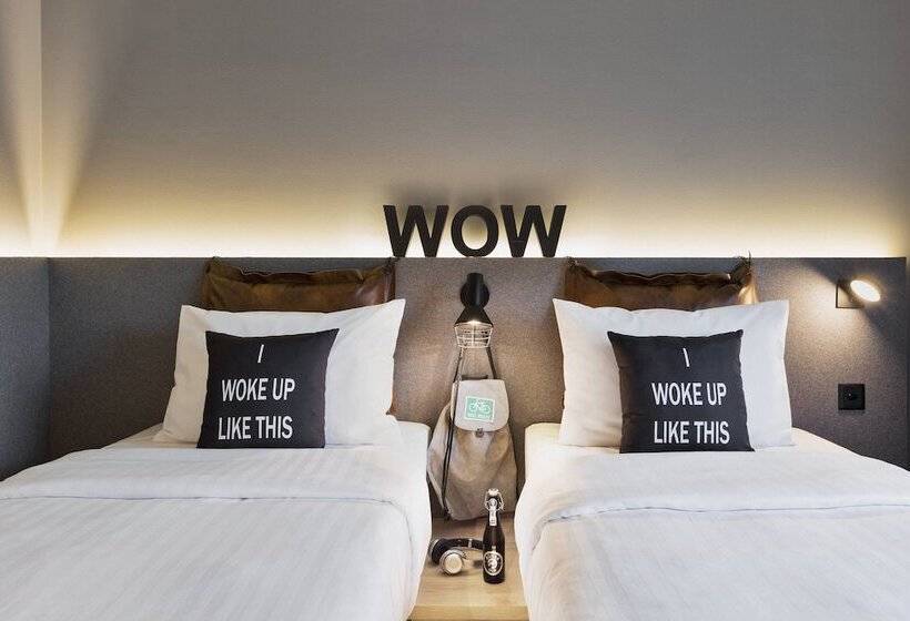 هتل Moxy Lausanne City