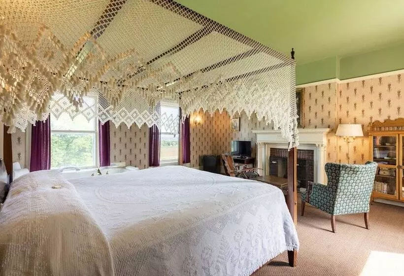هاستل White Springs Manor A Belhurst Property