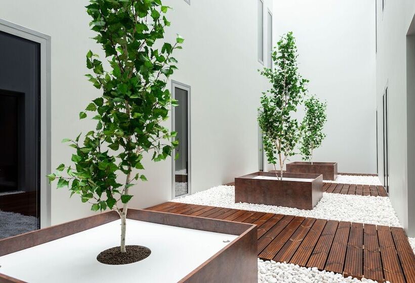 هتل Citybox Tallinn City Center