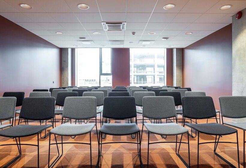 هتل Citybox Tallinn City Center