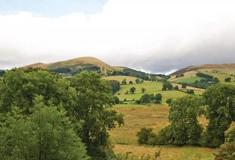 استراحتگاه Parc Farm Holiday Park