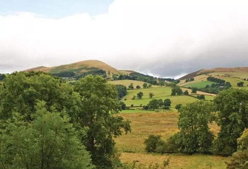 استراحتگاه Parc Farm Holiday Park