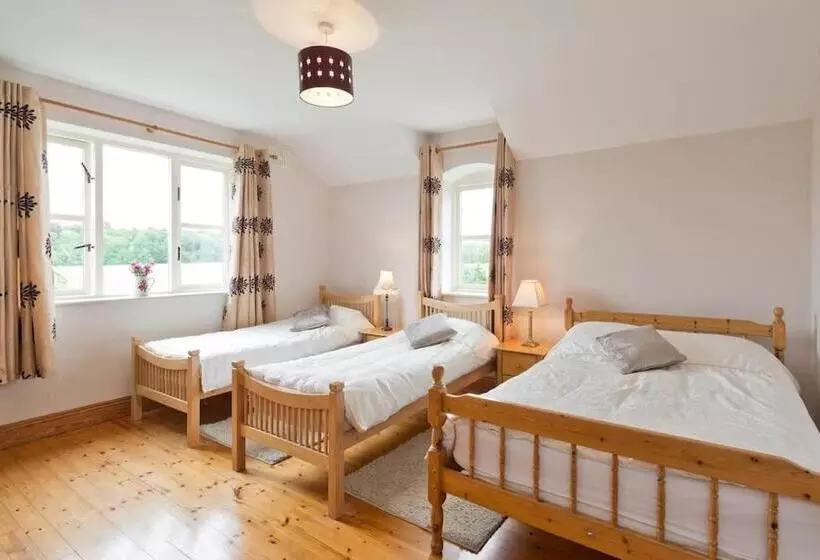 Ash House Bed And Breakfast