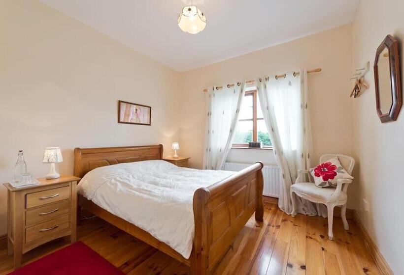 Ash House Bed And Breakfast