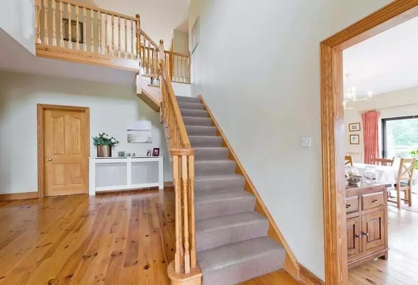 Ash House Bed And Breakfast