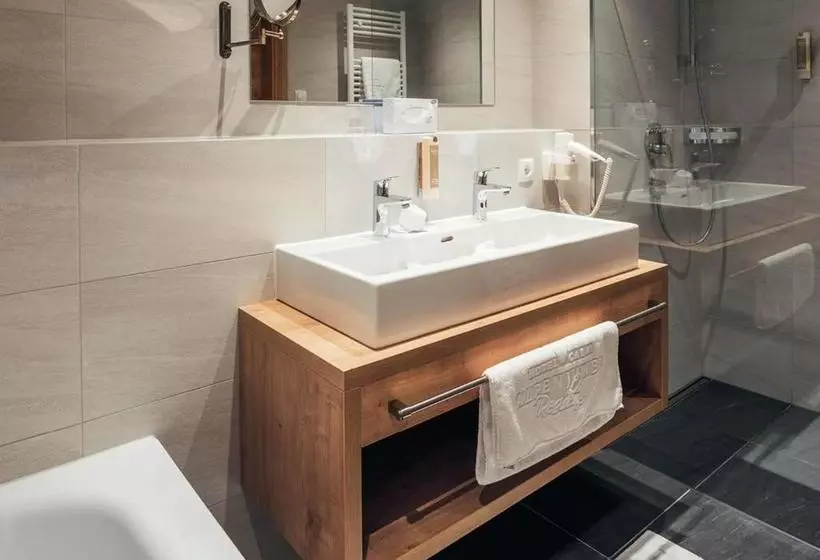 Hotelli Garni Alpenjuwel Residenz