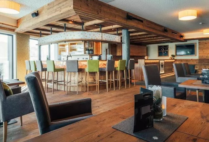 Hotelli Garni Alpenjuwel Residenz