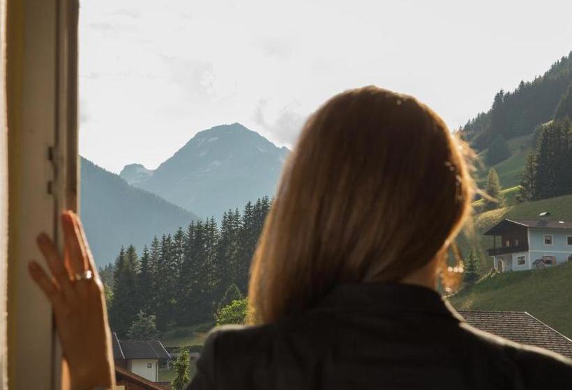 ホテル Gasthof Edelweiß