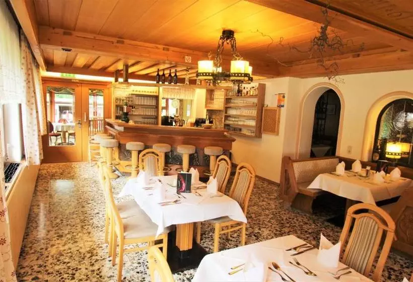 Hotelli Gasthof Edelweiß