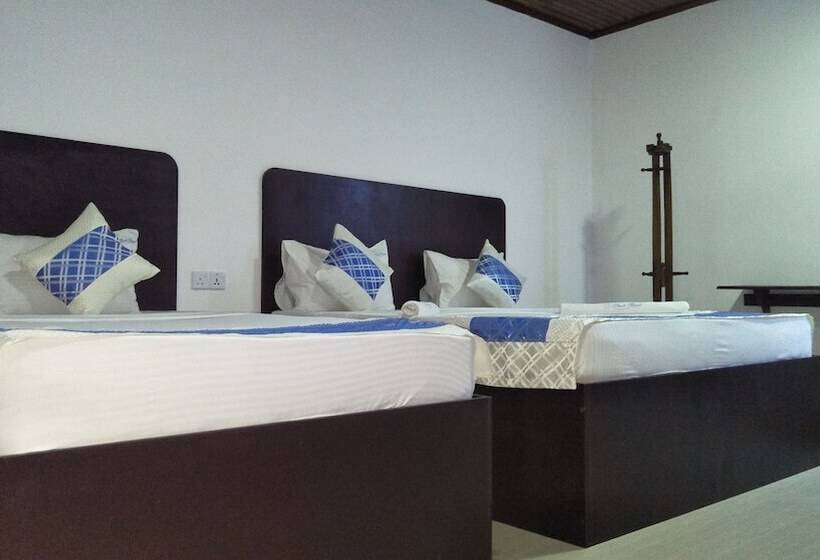 بنسيون 9 Pearls Resort