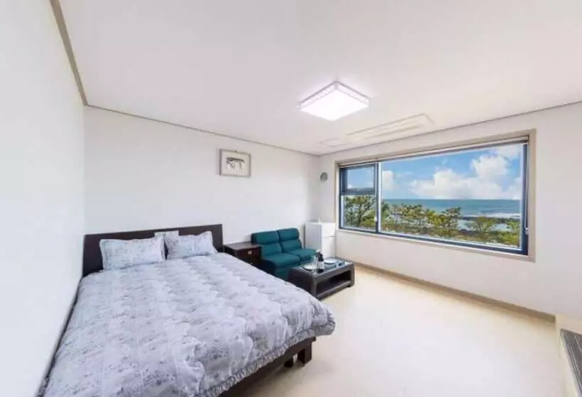 Seogwipo Gongcheonpo Villa Pension