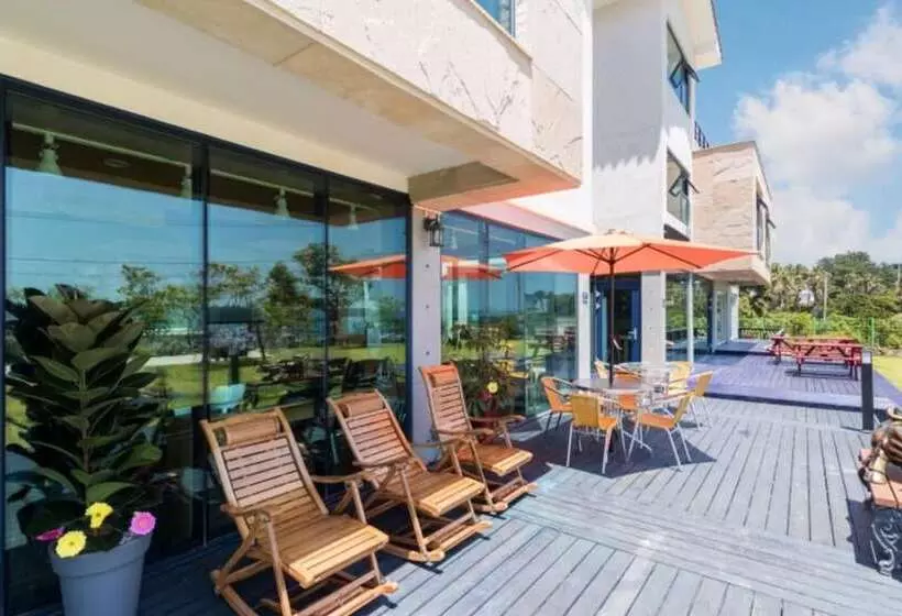 Seogwipo Gongcheonpo Villa Pension