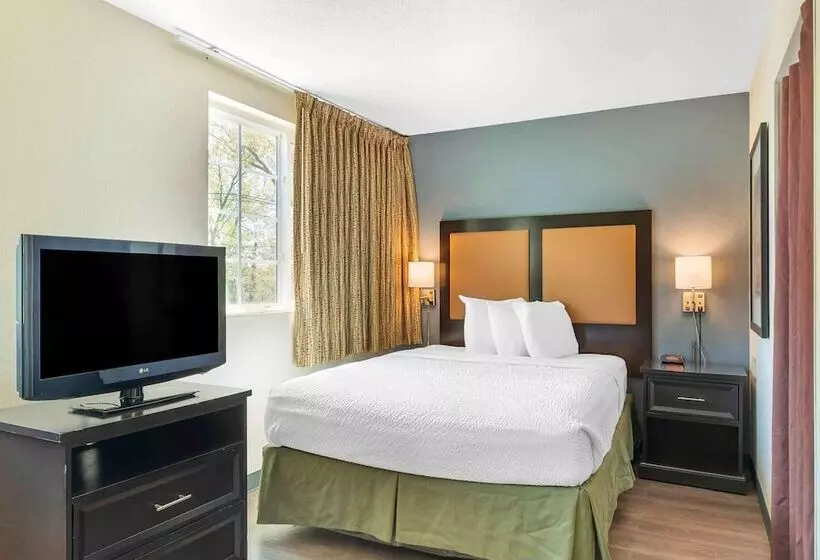 Отель Extended Stay America Suites Boston Peabody