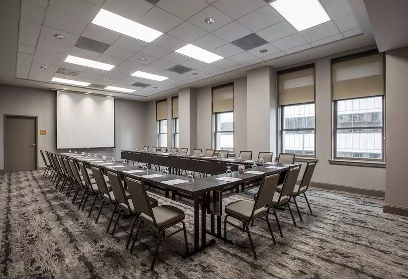 Magnolia Hotel Downtown Dallas