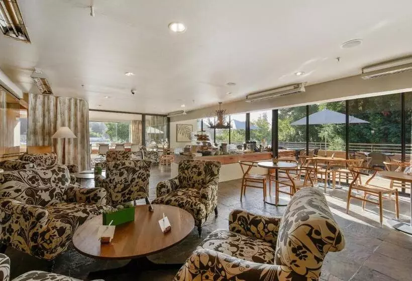 בית מלון כפרי Mill Valley Inn