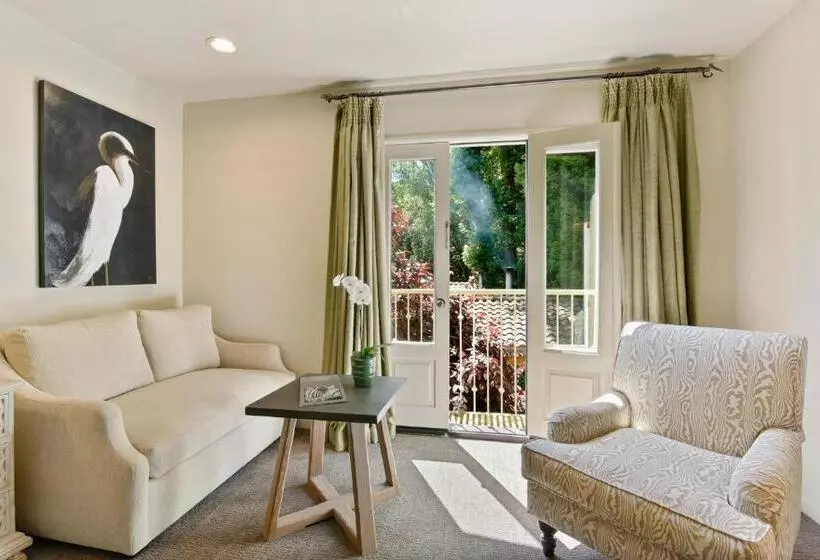 בית מלון כפרי Mill Valley Inn