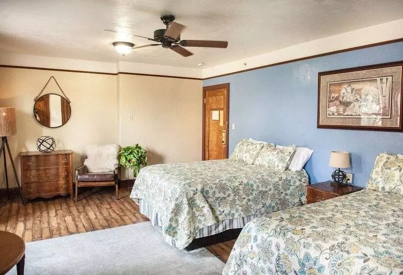 Отель Monte Vista