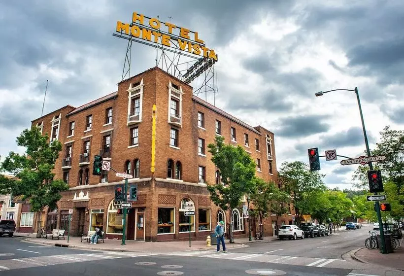 Отель Monte Vista