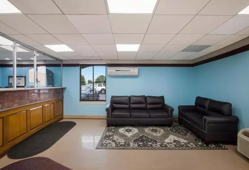 בית מלון כפרי Econo Lodge