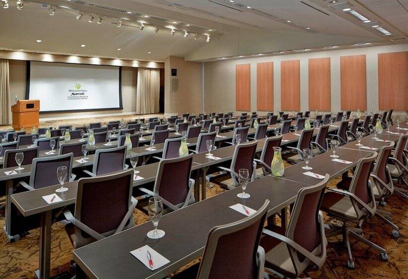 Meadowview Marriott Conference Resort And Convention Center