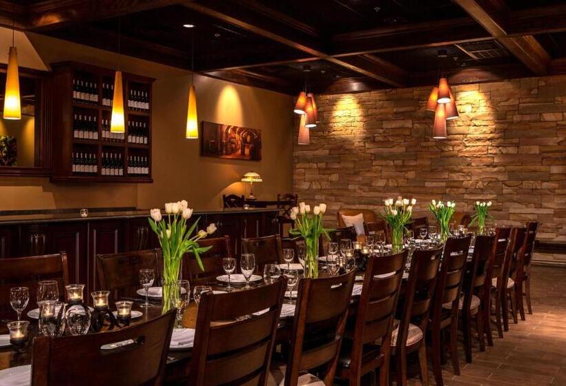 Meadowview Marriott Conference Resort And Convention Center