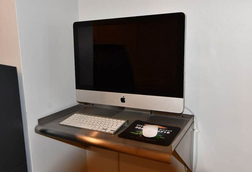 Miami Sun Hotel Downtown/port Of Miami