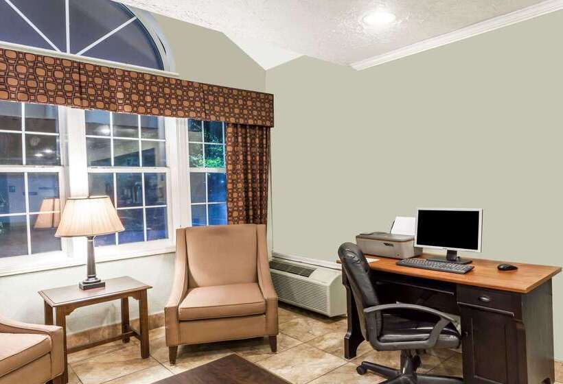 Microtel Inn By Wyndham Wilson