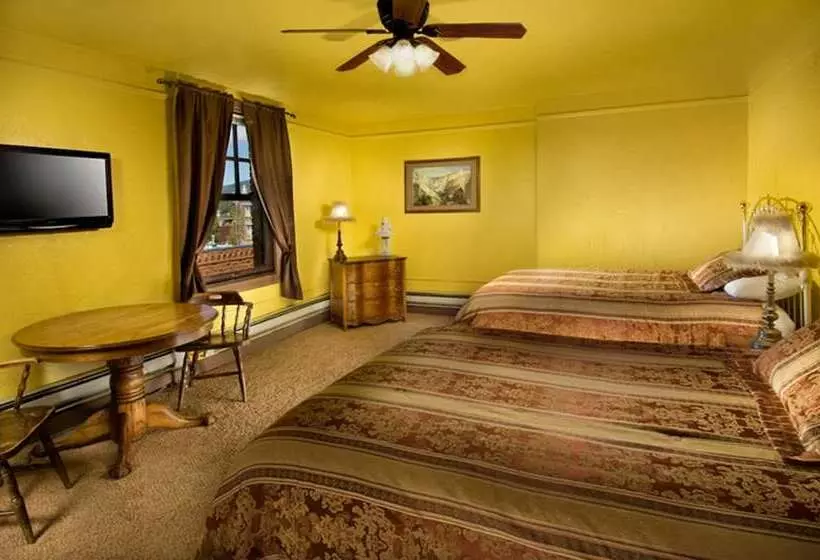 Отель Monte Vista