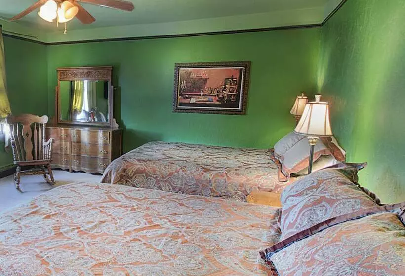 Отель Monte Vista