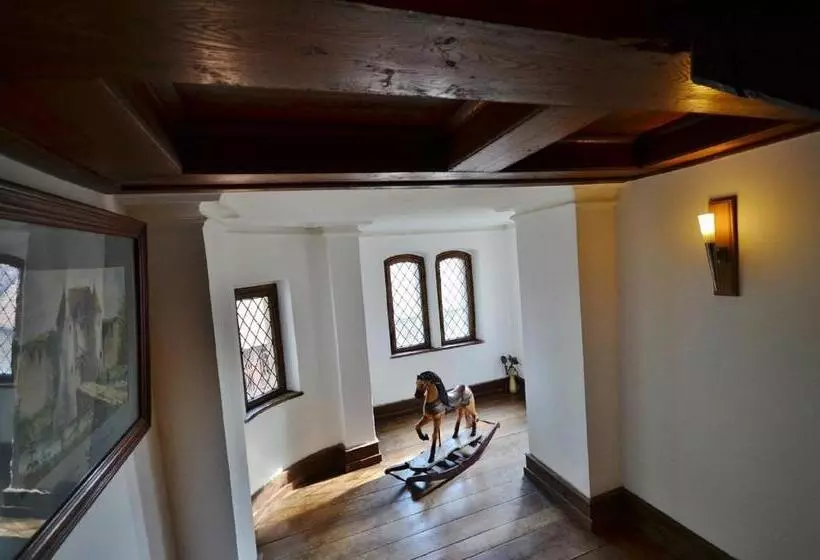 ベッドアンドブレックファースト Chambres D'hôtes Château De Grunstein