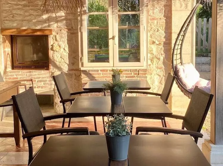 Aamiaismajoitus (B&B) Le Logis De La Brumanderie   Saintes