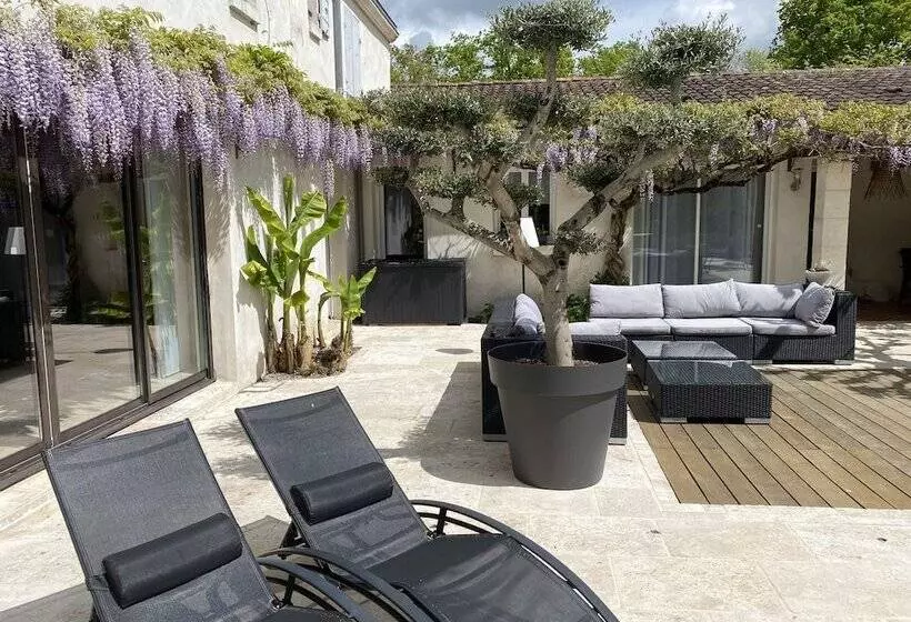 Aamiaismajoitus (B&B) Le Logis De La Brumanderie   Saintes