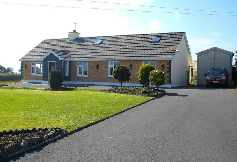 Clonmacnoise B&b