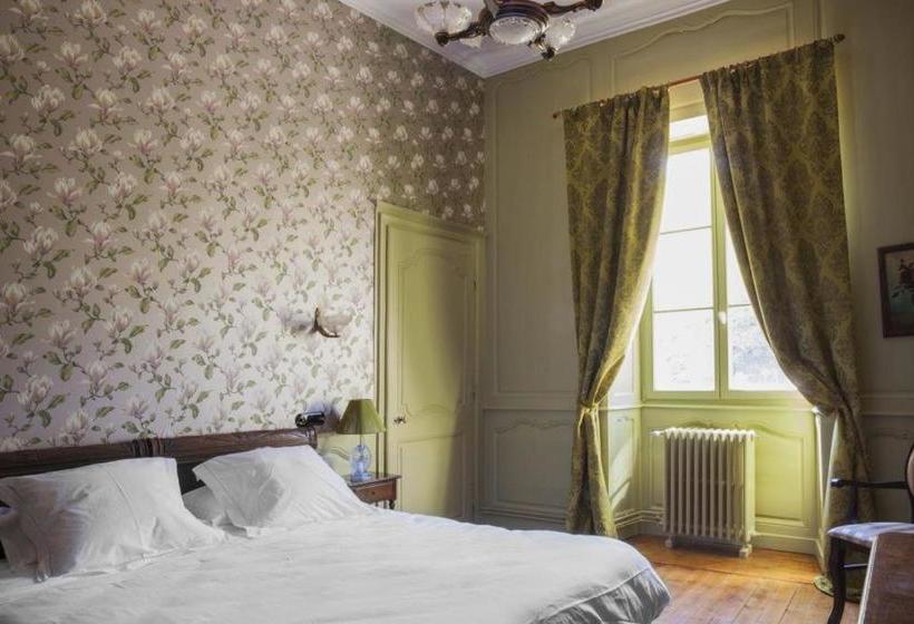 Отель Hôtel Restaurant Chez Gervais