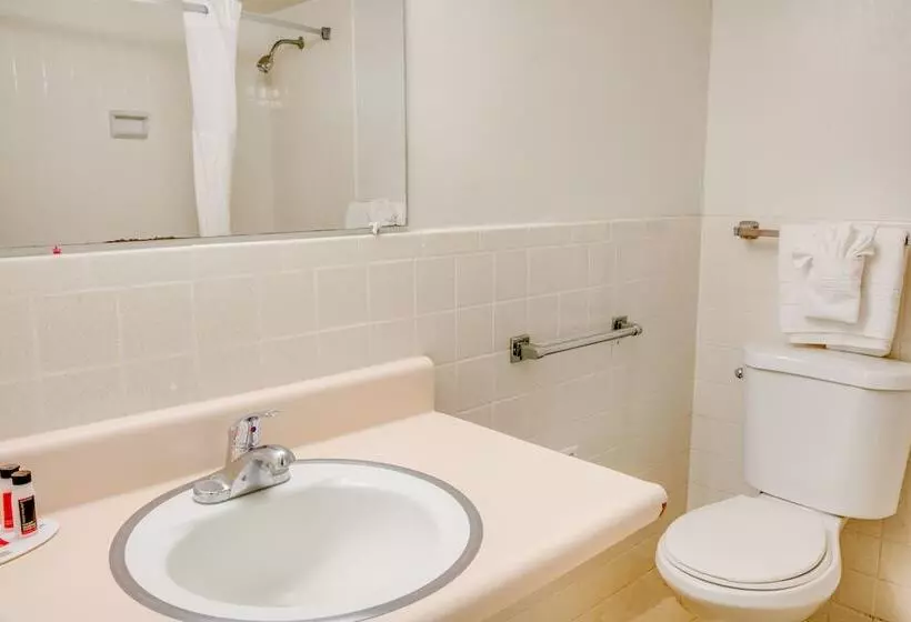 Hotelli Super 8 By Wyndham St. Petersburg