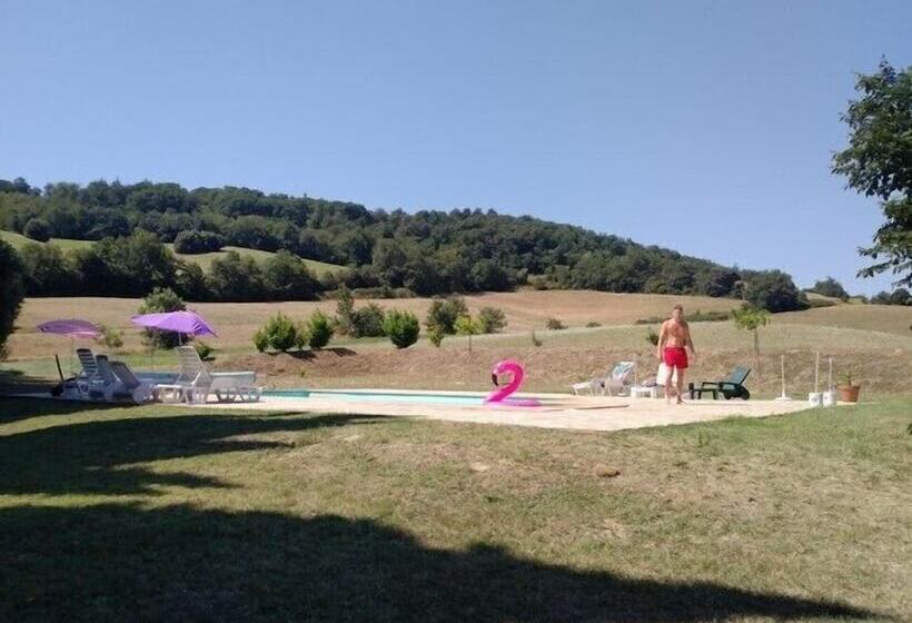 펜션 Domaine De La Petite Tour