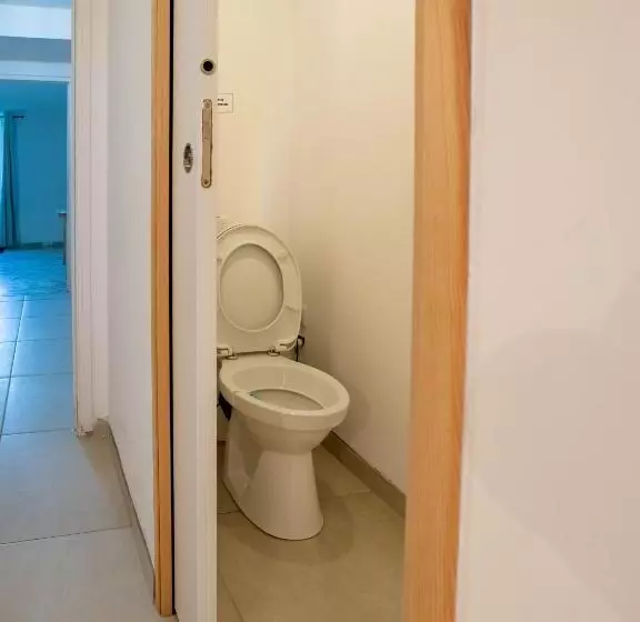 Retkeilymaja Home Saint Roch